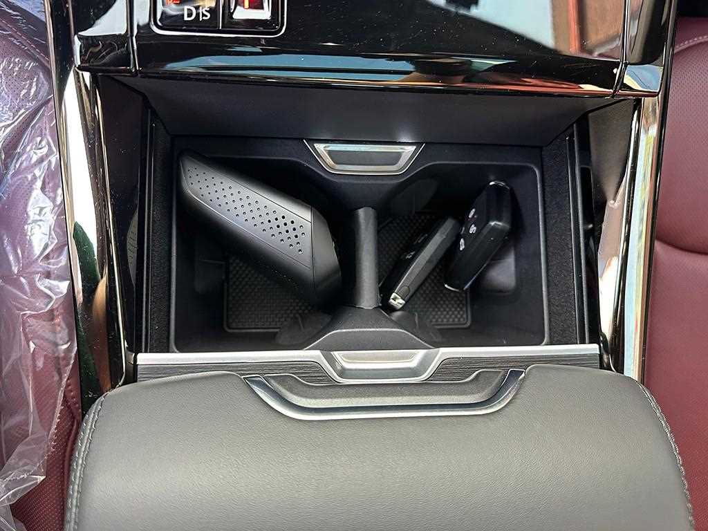 Land Rover Range Rover Sport — photo 11