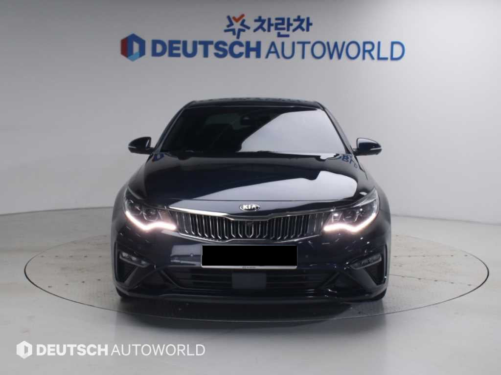 Kia K5 — photo 03