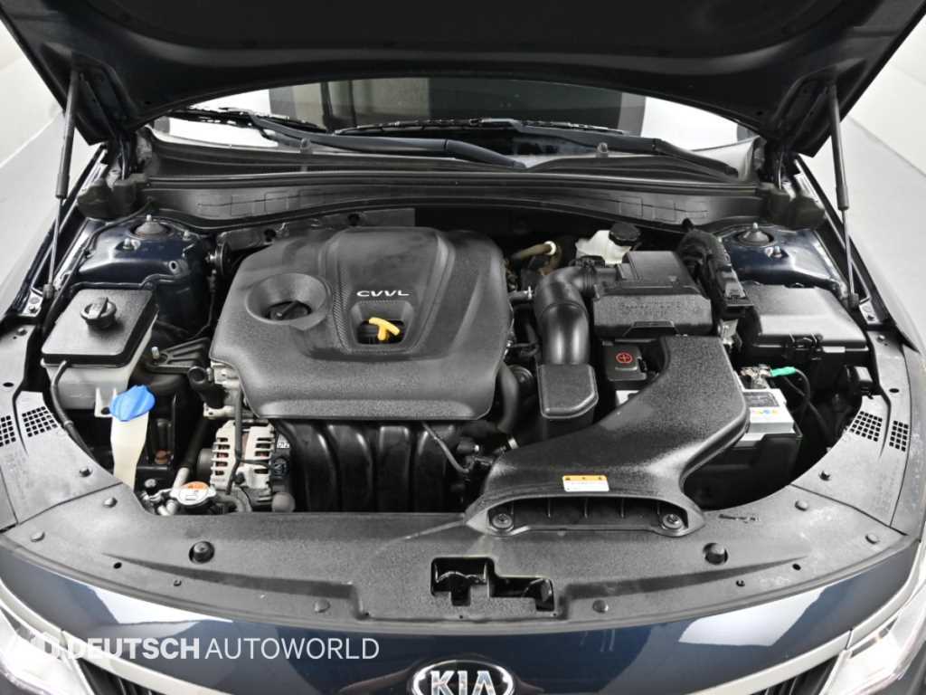 Kia K5 — photo 06