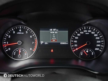 Kia K5 — photo 08