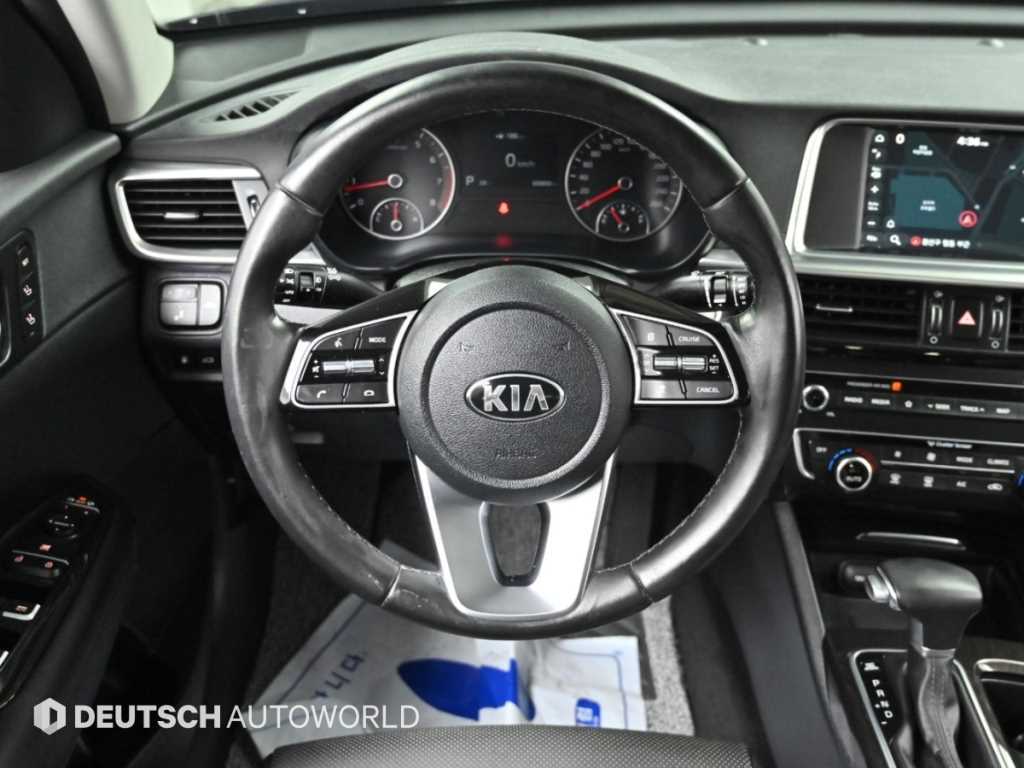 Kia K5 — photo 13