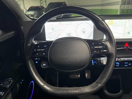 Hyundai Ioniq5 — photo 11