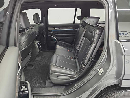 Jeep Cherokee — photo 12