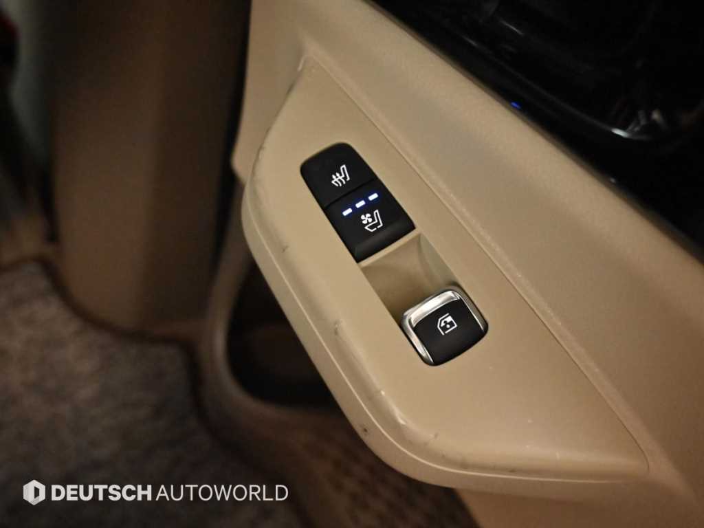 Kia Carnival — photo 16