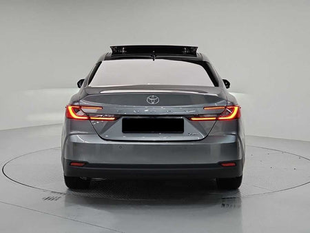 Toyota Camry — photo 03
