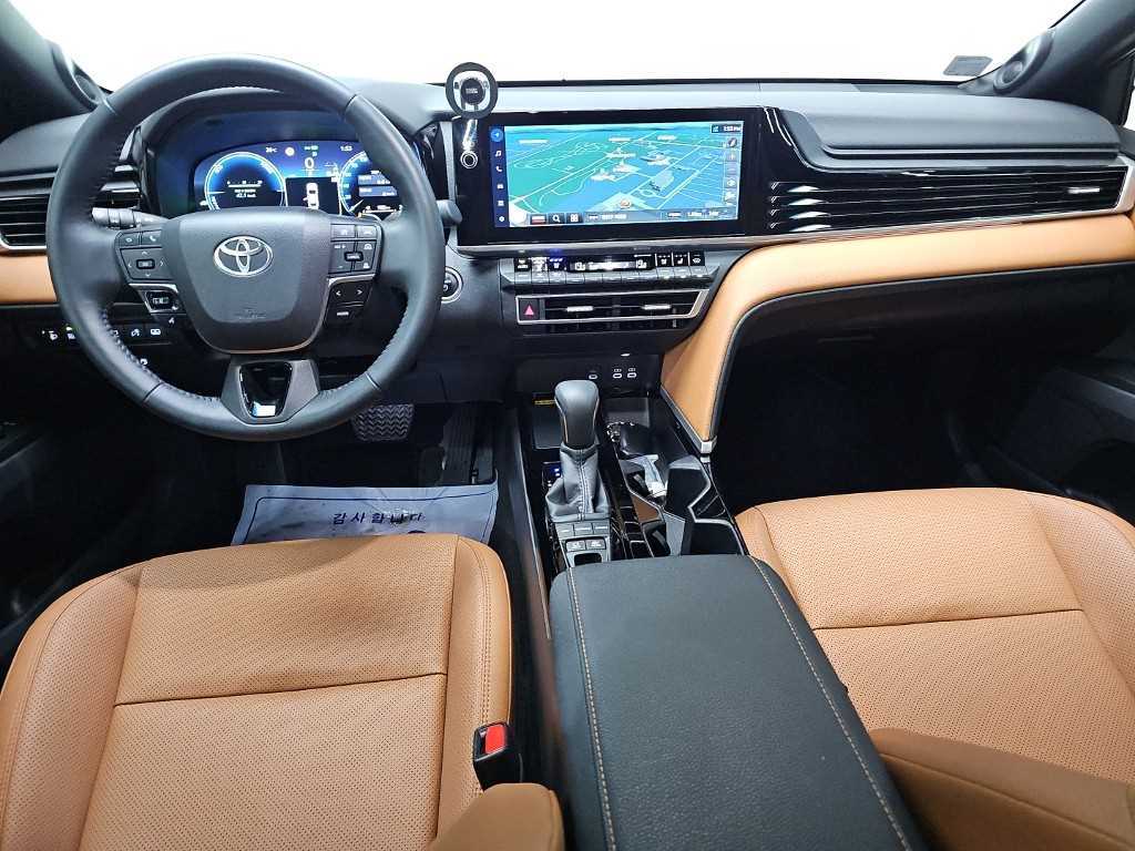 Toyota Camry — photo 07