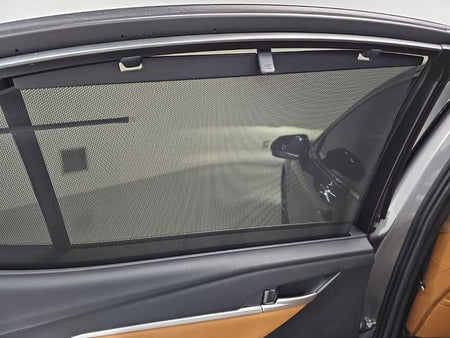 Toyota Camry — photo 13