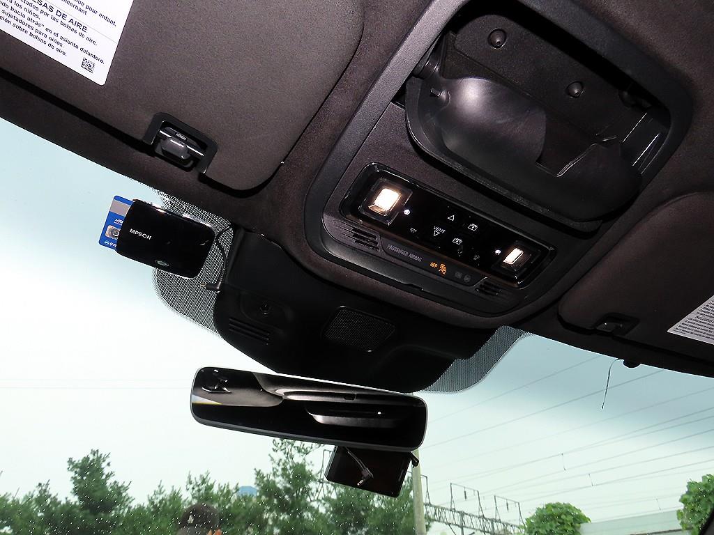 Lincoln Aviator — photo 14