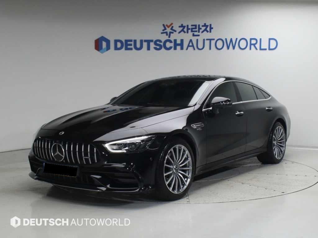 Mercedes-Benz AMG GT — photo 01