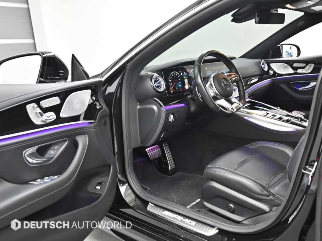Mercedes-Benz AMG GT — photo 11