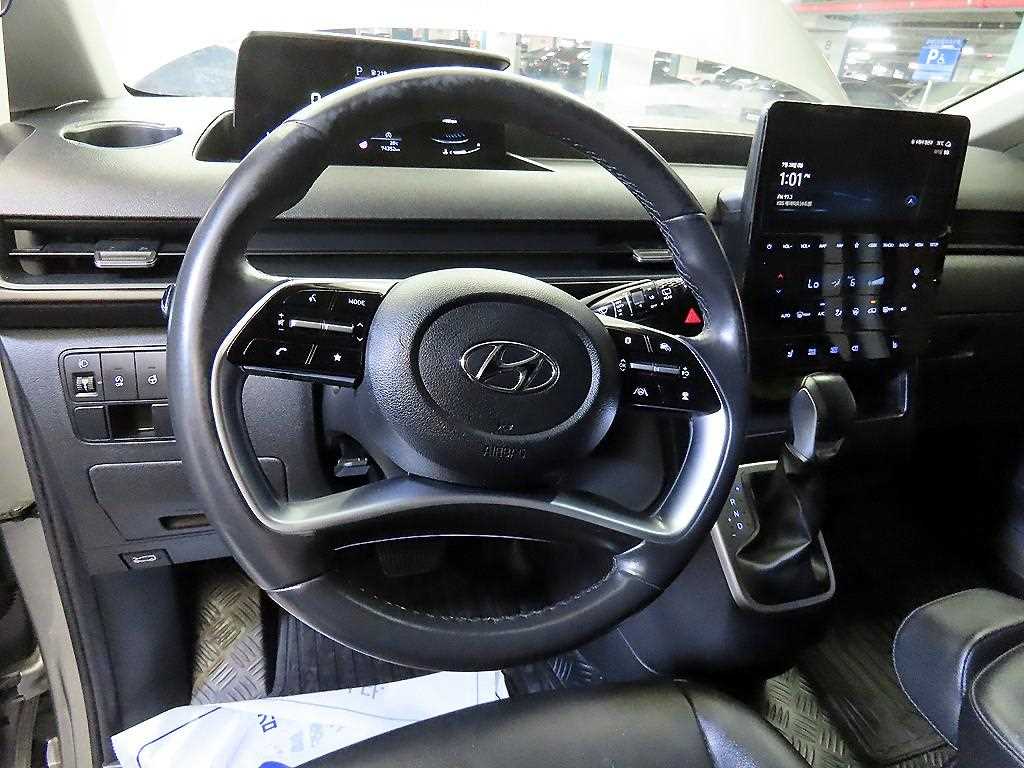 Hyundai Staria — photo 08