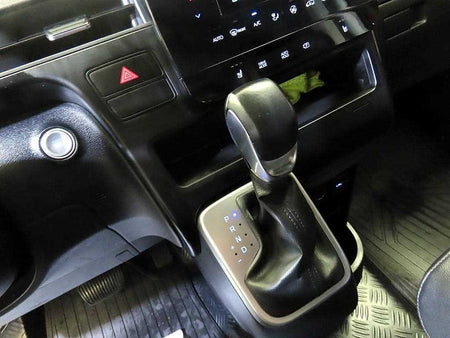 Hyundai Staria — photo 12