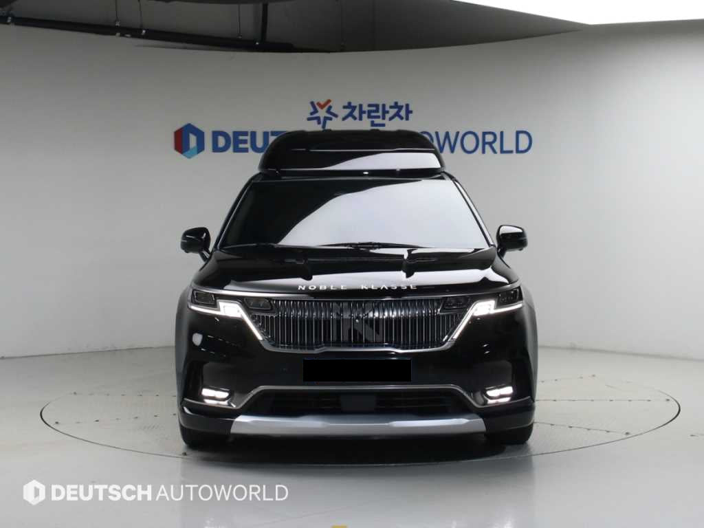 Kia Carnival — photo 03