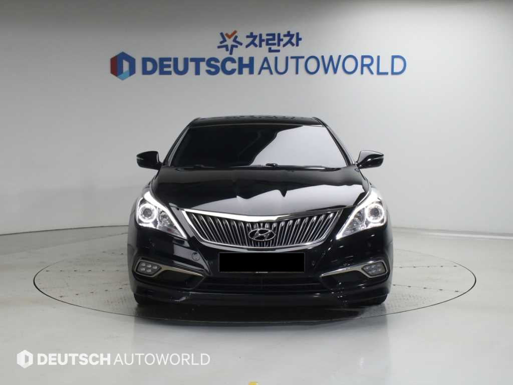 Hyundai Grandeur — photo 02