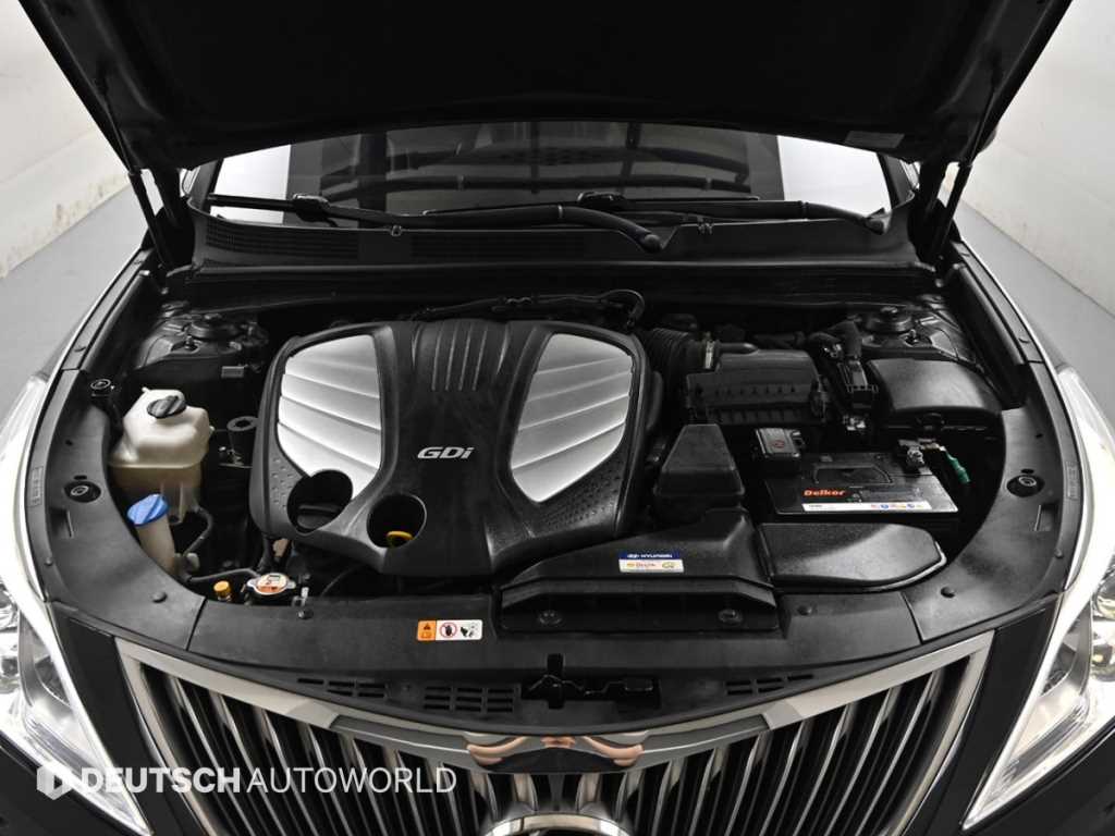 Hyundai Grandeur — photo 06