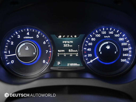 Hyundai Grandeur — photo 08