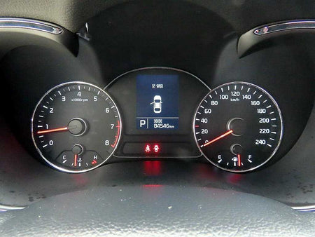 Kia K3 — photo 09