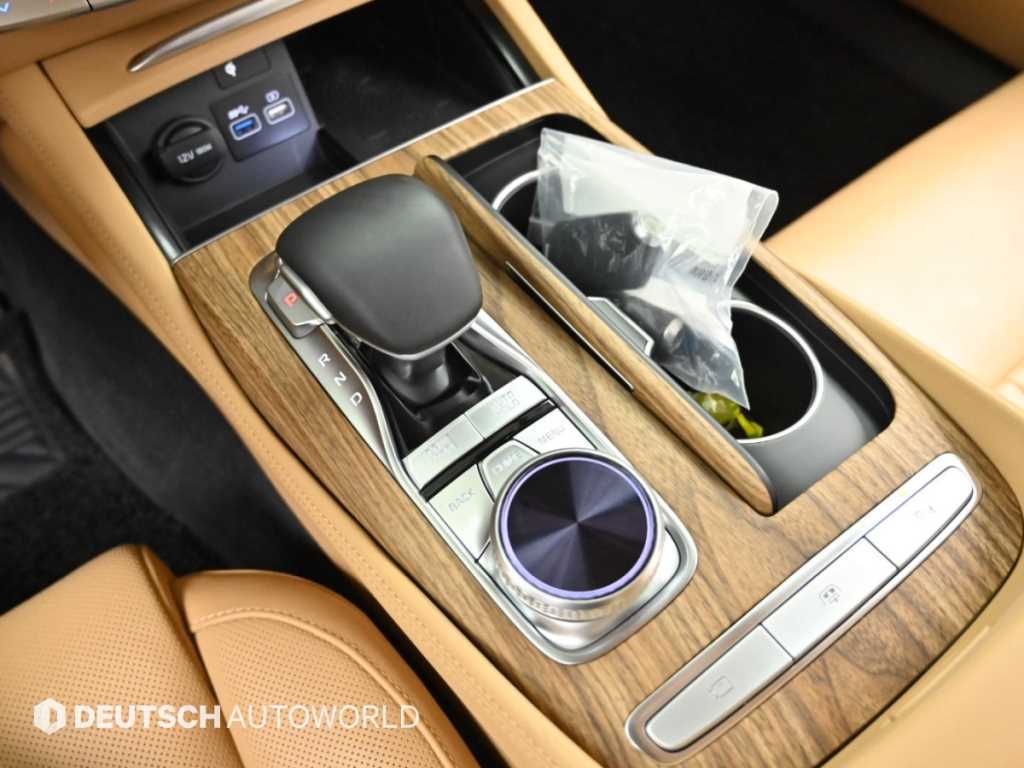 Kia K9 — photo 09