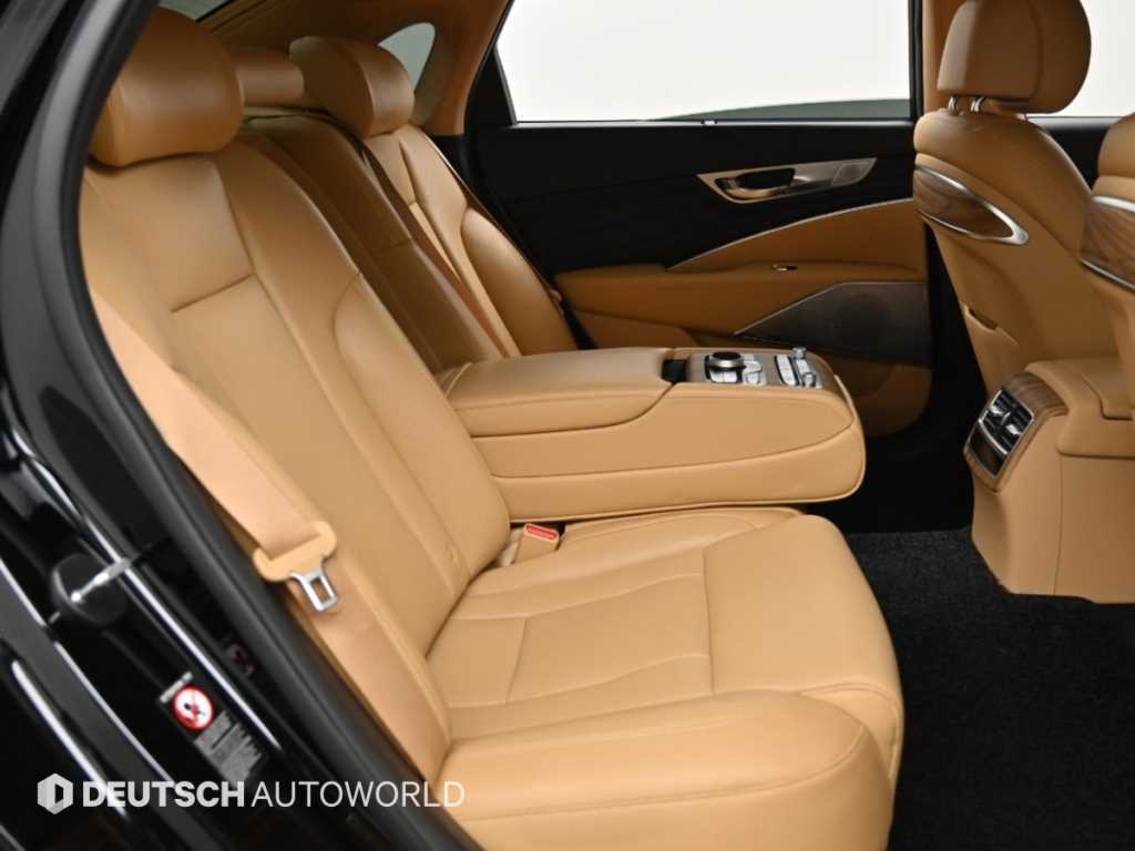 Kia K9 — photo 12