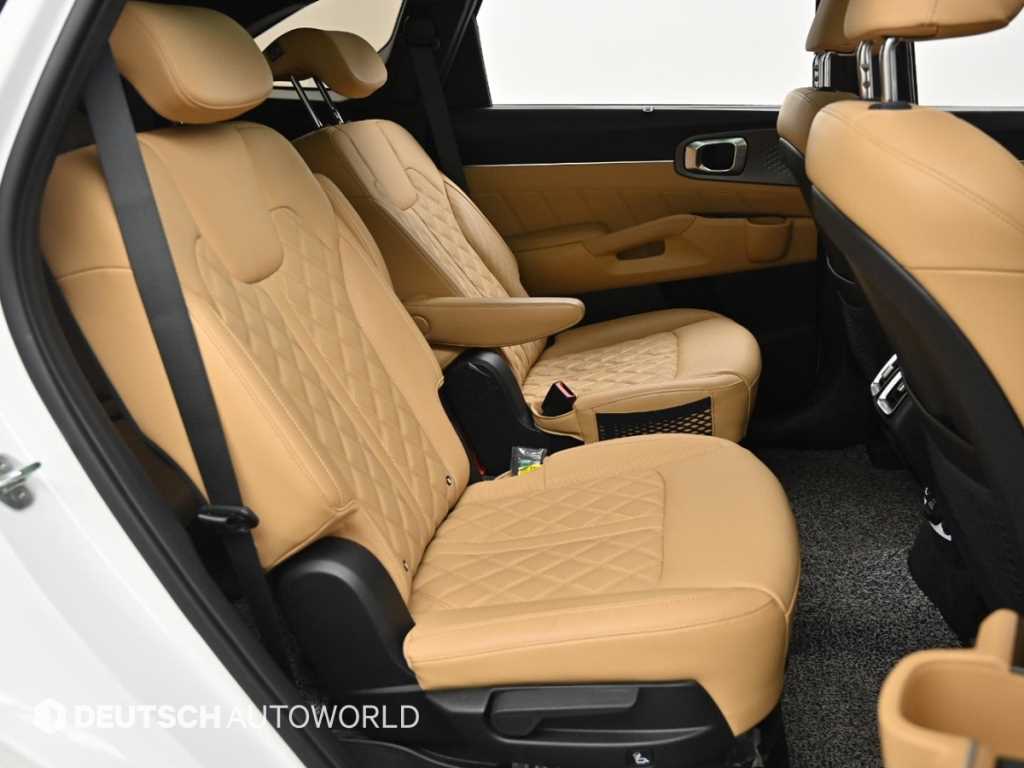 Kia Sorento — photo 12