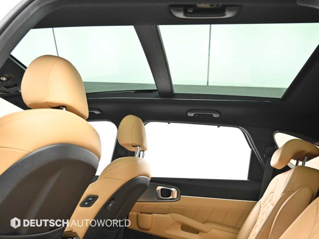 Kia Sorento — photo 18