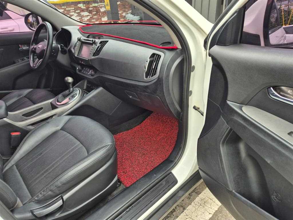 Kia Sportage — photo 11