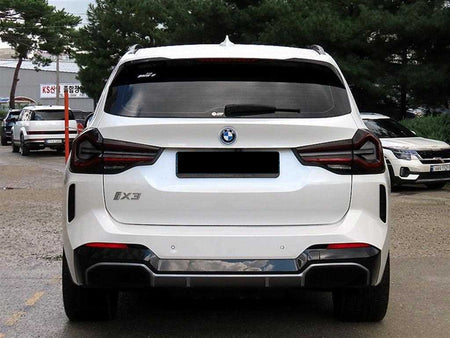 BMW iX3 — photo 04