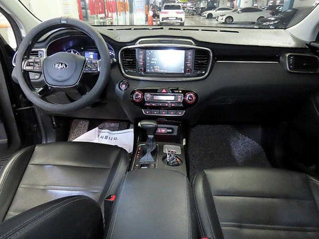 Kia Sorento — photo 10