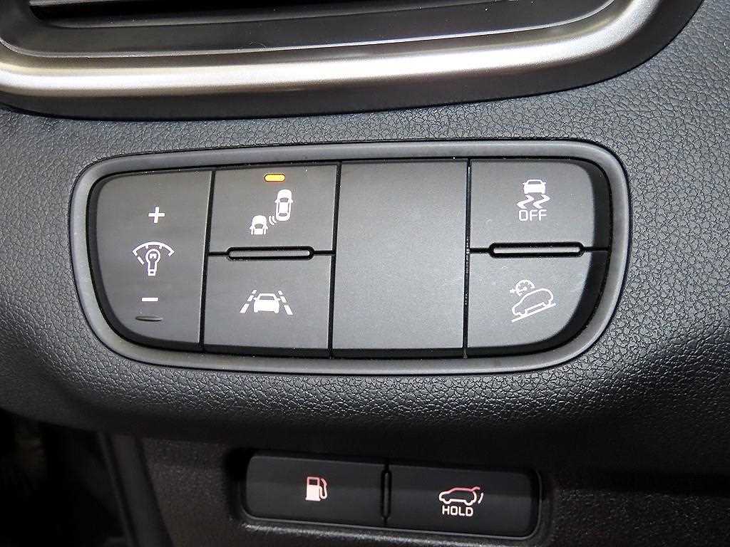 Kia Sorento — photo 14