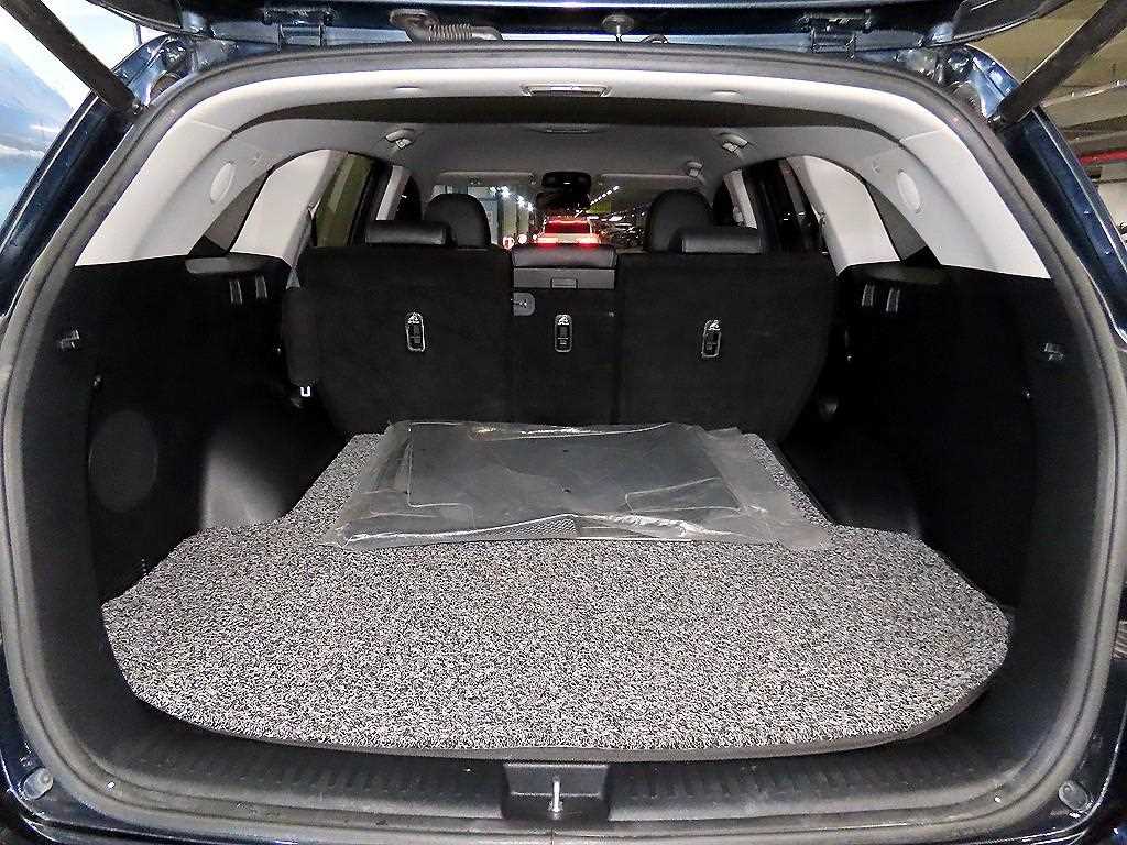 Kia Sorento — photo 17