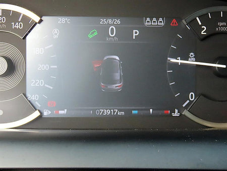 Land Rover Discovery Sport — photo 09