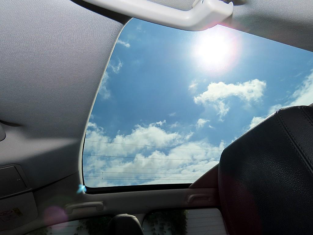 Land Rover Discovery Sport — photo 16