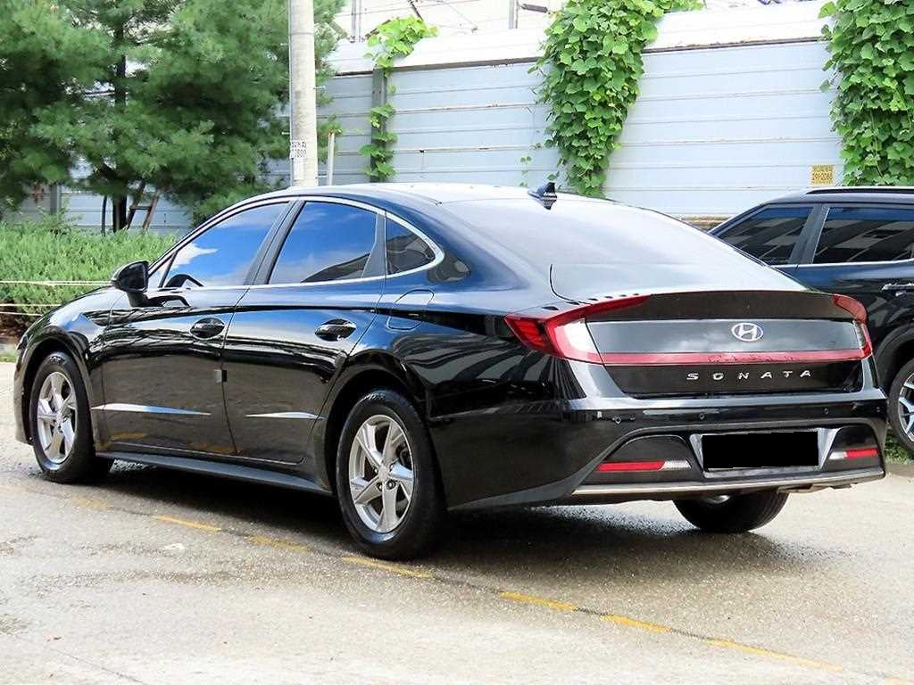 Hyundai Sonata — photo 03