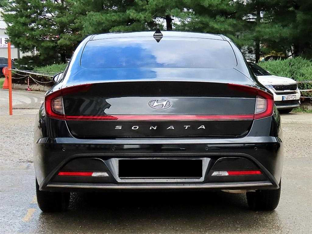 Hyundai Sonata — photo 04