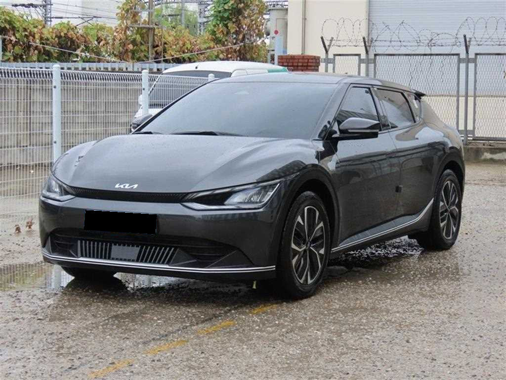Kia EV6 — photo 02