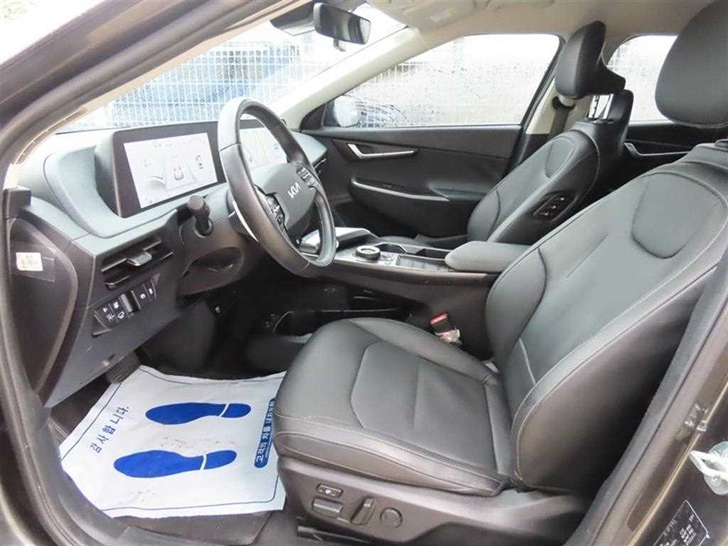 Kia EV6 — photo 06