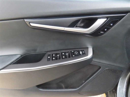 Kia EV6 — photo 07
