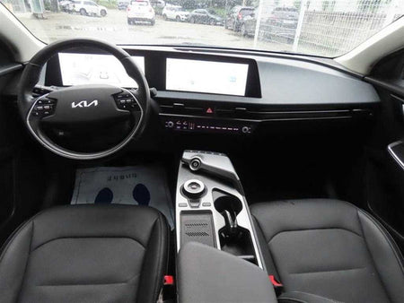 Kia EV6 — photo 09