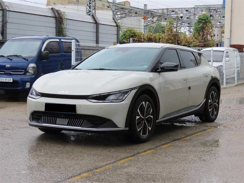 Kia EV6 — photo 02
