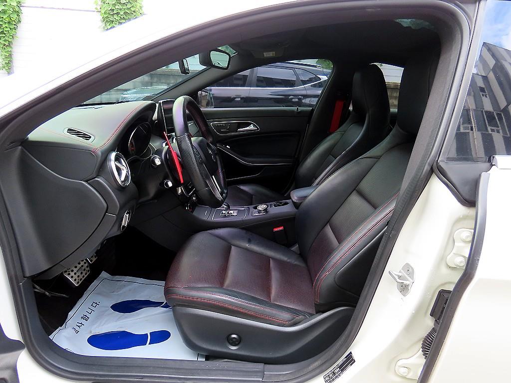 Mercedes-Benz CLA-Class — photo 05