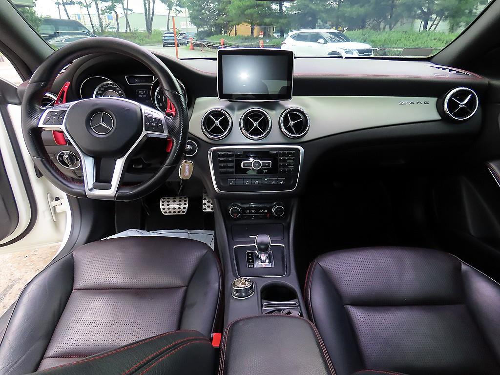 Mercedes-Benz CLA-Class — photo 07