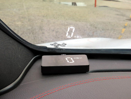 Mercedes-Benz CLA-Class — photo 10