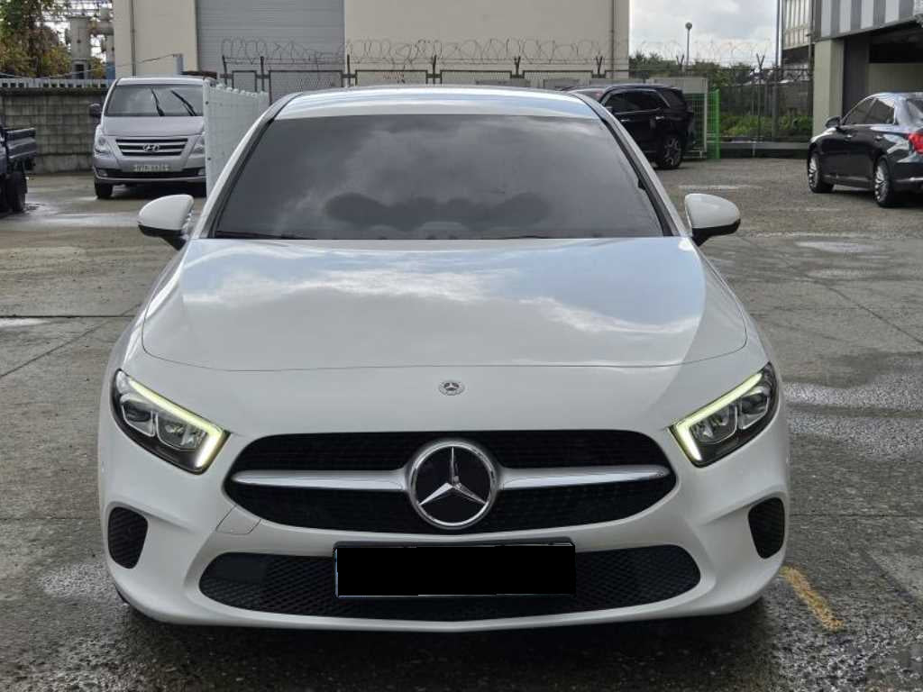 Mercedes-Benz A-Class — photo 01