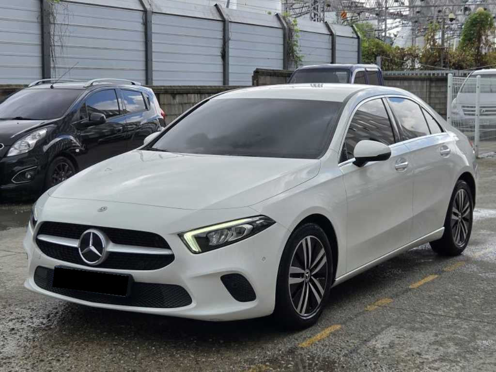 Mercedes-Benz A-Class — photo 02