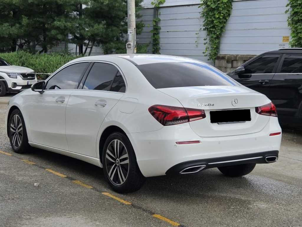 Mercedes-Benz A-Class — photo 03