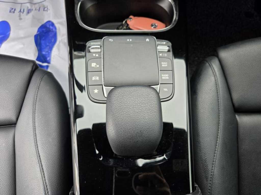 Mercedes-Benz A-Class — photo 13