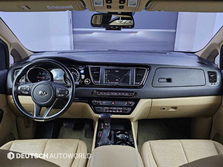 Kia Carnival — photo 07