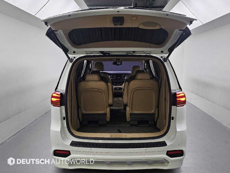 Kia Carnival — photo 19