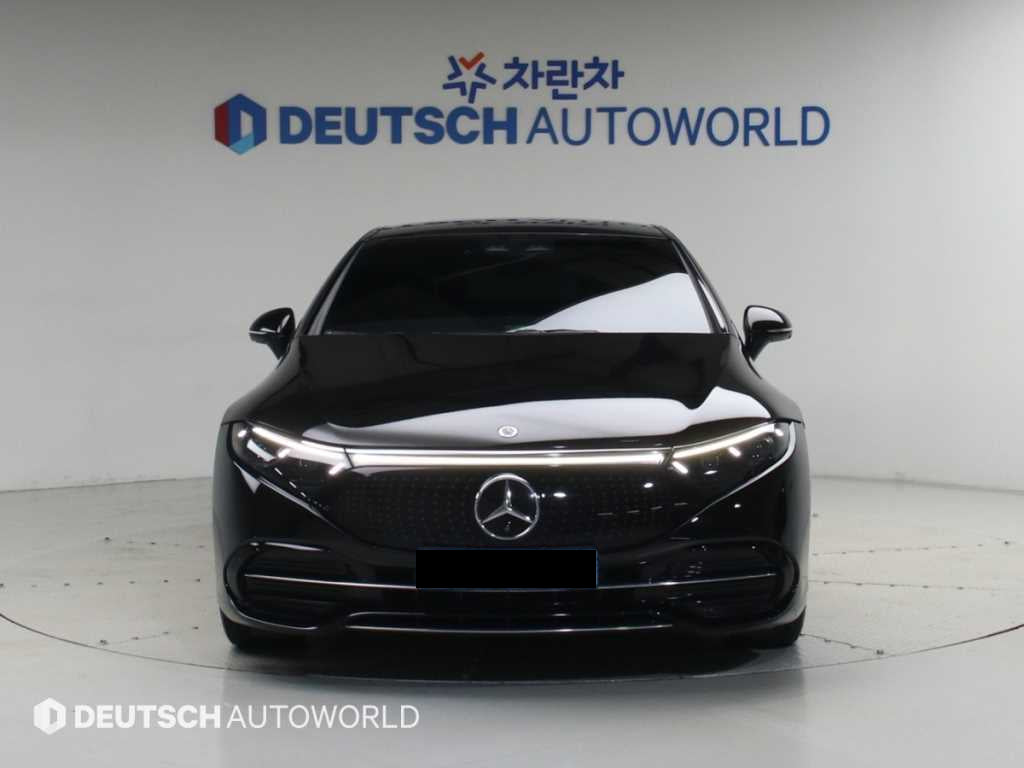Mercedes-Benz EQS — photo 03