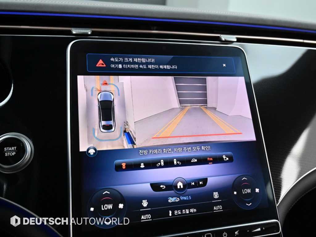 Mercedes-Benz EQS — photo 15
